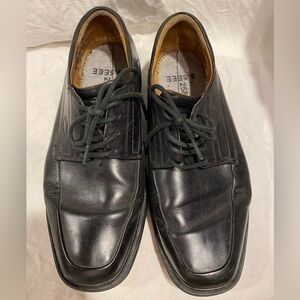 Elegant Black Leather Oxfords
